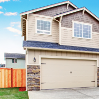 L'impact du design de la porte de garage sur la valeur de revente de votre maison image The Impact of Garage Door Design on Home Resale Value_thumbnail L'impact du design de la porte de garage sur la valeur de revente de votre maison